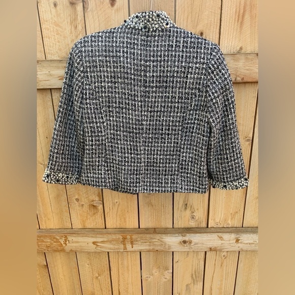 Chico’s CROPPED TWEED BLAZER JACKET Embellished Designer Shoulder Pads Trendy M - Picture 4 of 14